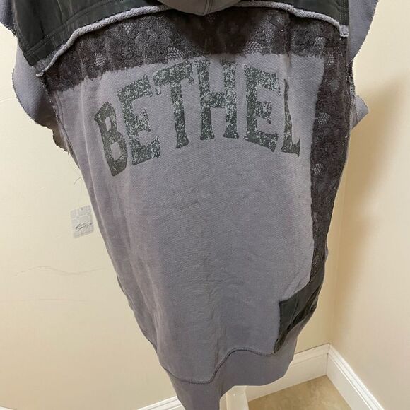 NWT We The Free People Rat Pack Black Vegan Leather Lace Zip Hoodie Vest… - Picture 8 of 13